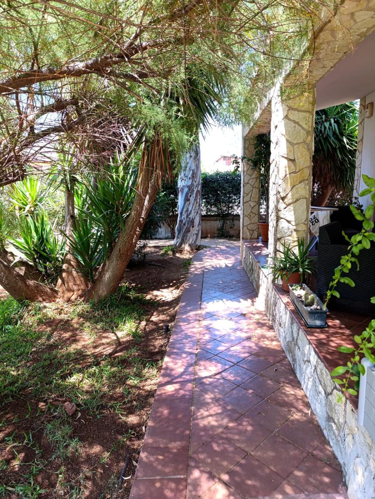 Casa In Giardino A Pochi Passi Dal Mare Villa Palermo Buitenkant foto